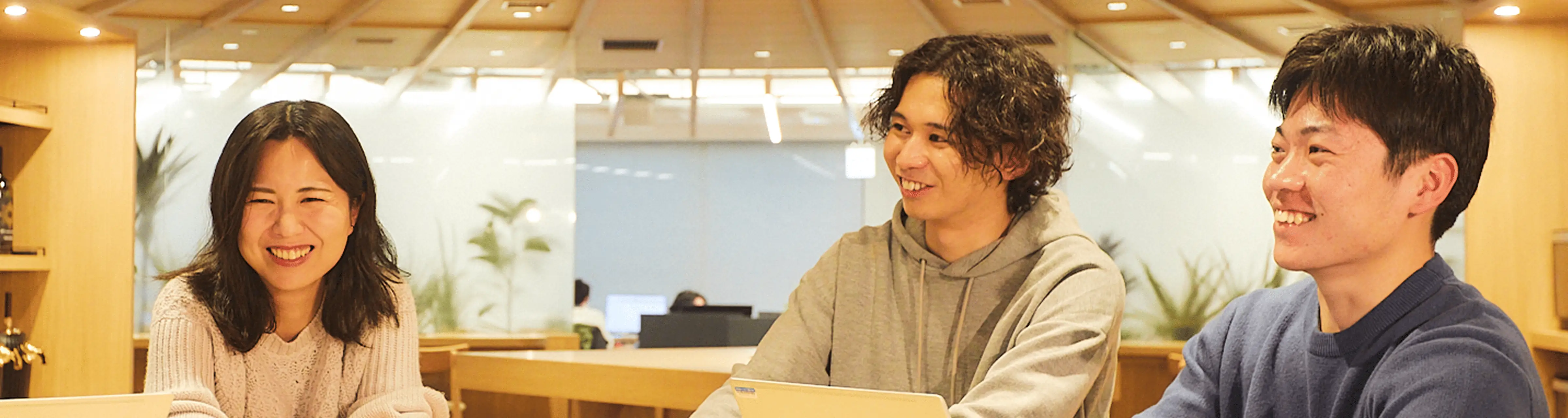 人を知る | 株式会社AGEST-採用サイト